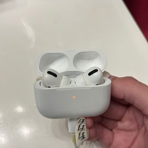 AirPod Pro 2nd Gen Like New!! ✨💕